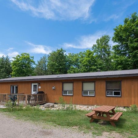 Madawaska Lodge-Cottage Dış mekan fotoğraf
