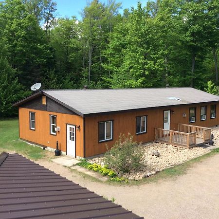 Madawaska Lodge-Cottage Dış mekan fotoğraf