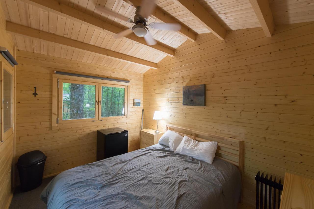 Madawaska Lodge-Cottage Dış mekan fotoğraf