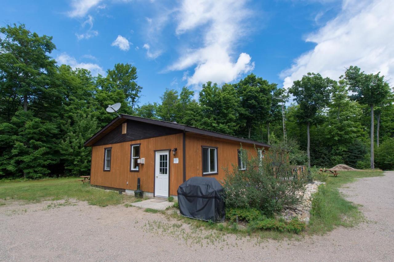 Madawaska Lodge-Cottage Dış mekan fotoğraf