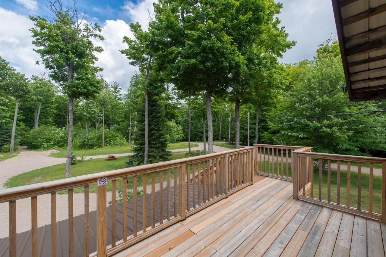 Madawaska Lodge-Cottage Dış mekan fotoğraf