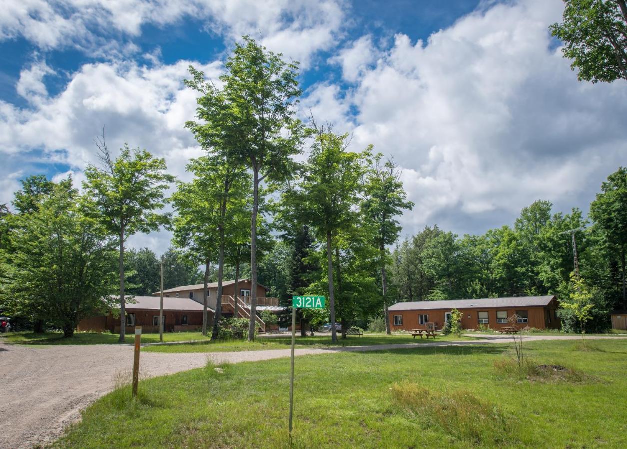 Madawaska Lodge-Cottage Dış mekan fotoğraf