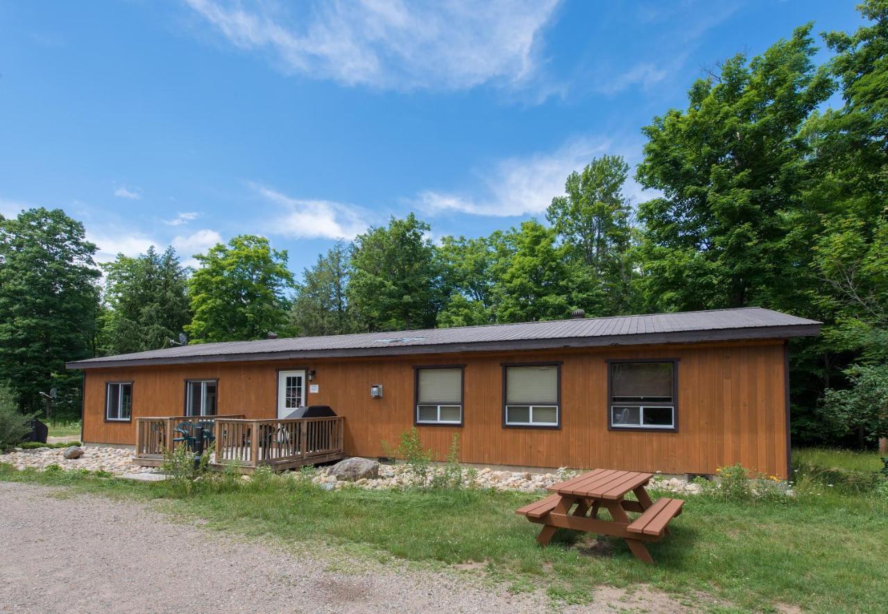 Madawaska Lodge-Cottage Dış mekan fotoğraf