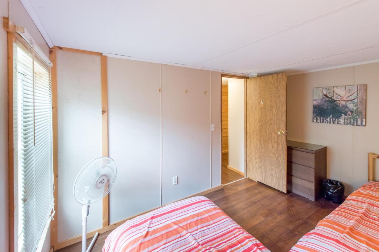 Madawaska Lodge-Cottage Dış mekan fotoğraf